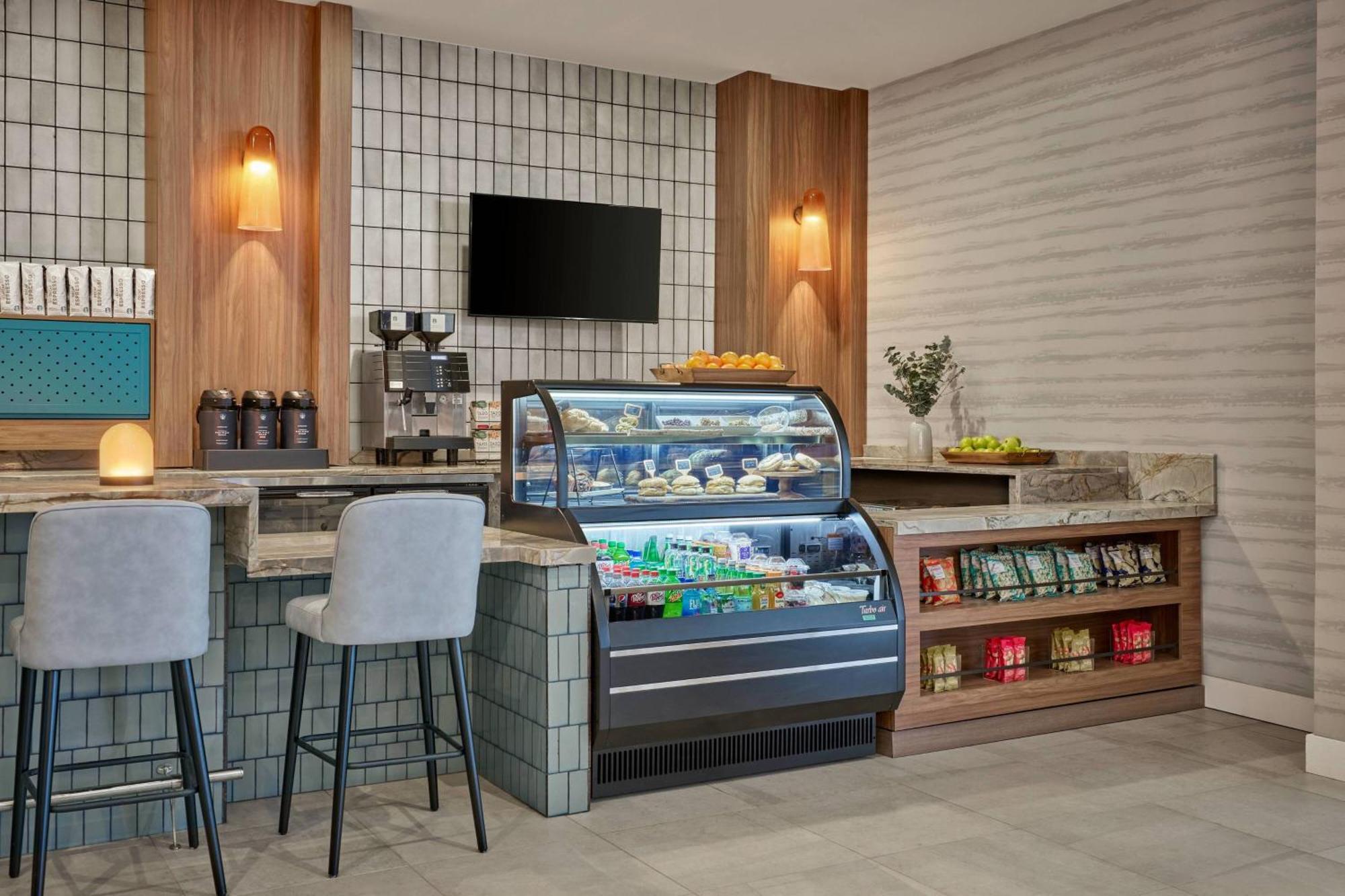 Delta By Marriott Denver Thornton Hotel 3*