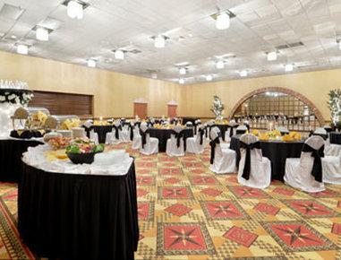 Hotel Delta By Marriott Denver Thornton