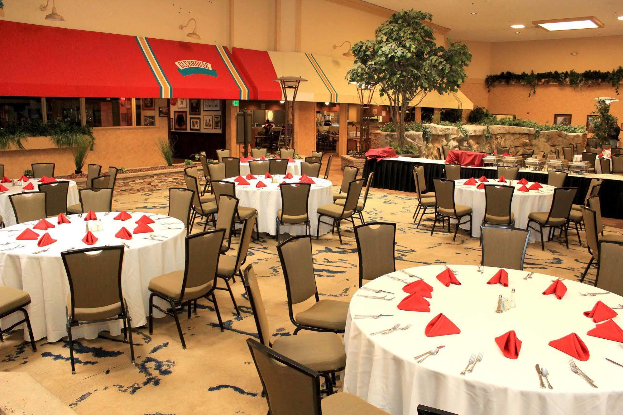Delta By Marriott Denver Thornton Hotel 3*
